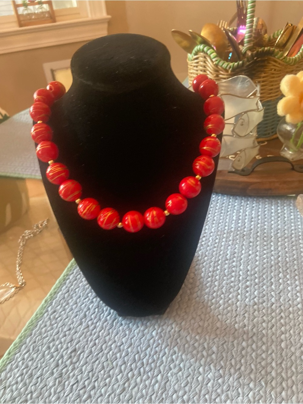 Red Beaded Statement Necklace - Classic Women's Jewelry